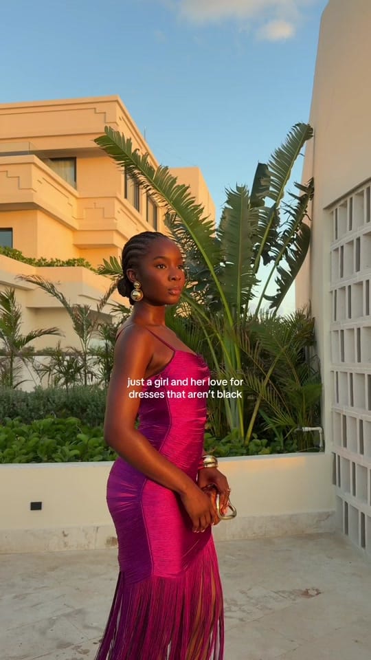 Post 1 by Ayomide Bello on TikTok (video)