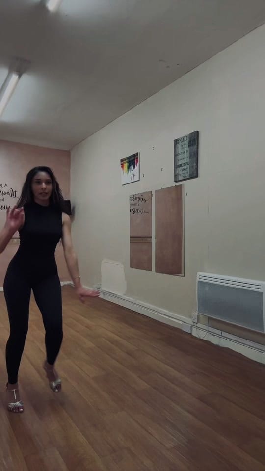 Post 3 by Frances Godlova on TikTok (video)