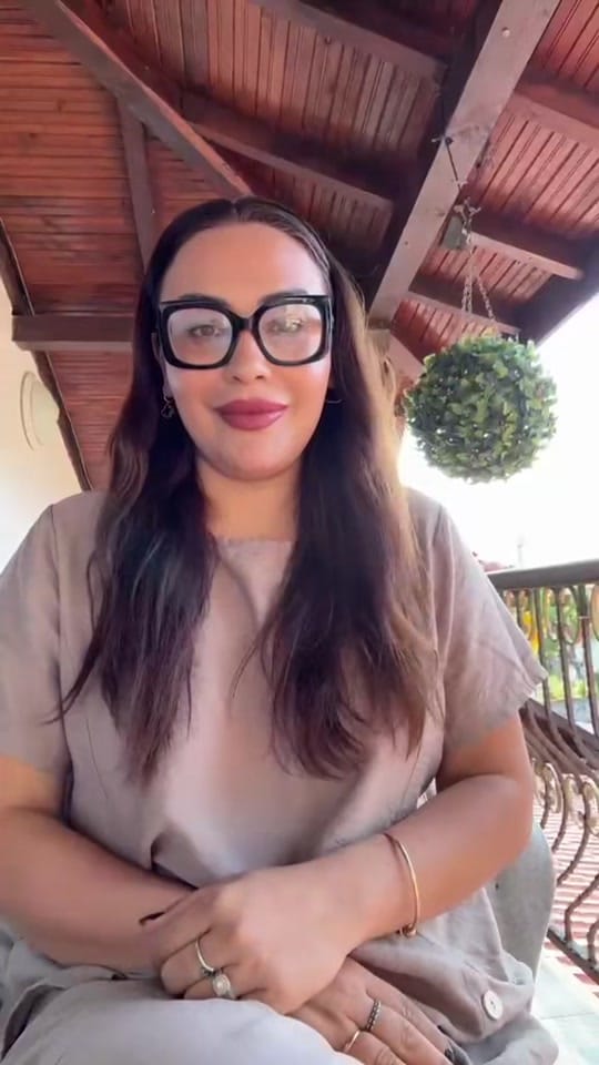 Post 8 by Irena P ( Clean face by Reni) on TikTok (video)