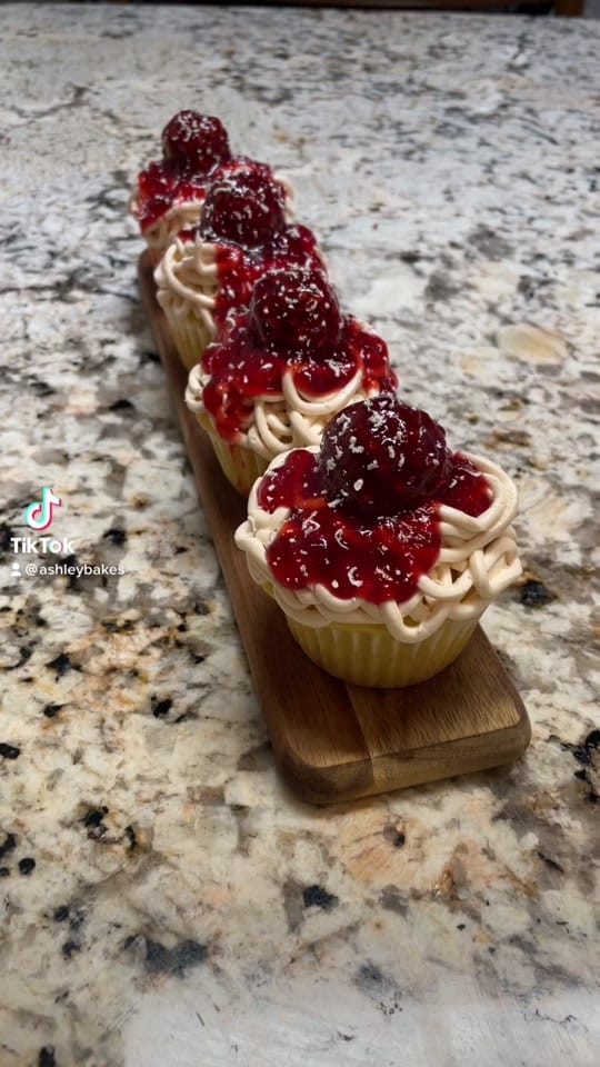 Post 1 by Ashley on TikTok (video)