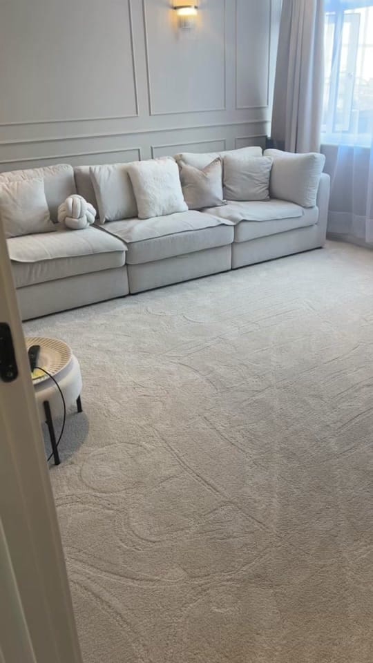 Post 1 by Laynibeauty on TikTok (video)