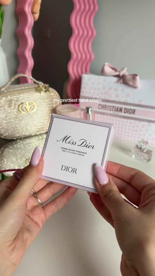 Post 4 by Kris🌸 on TikTok (video)