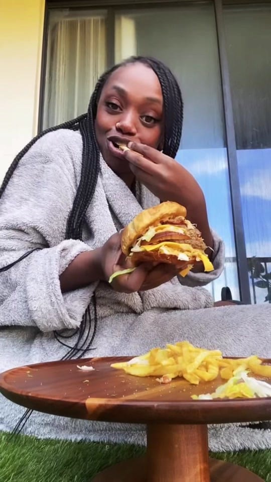 Post 10 by Easycookinwithsy on TikTok (video)