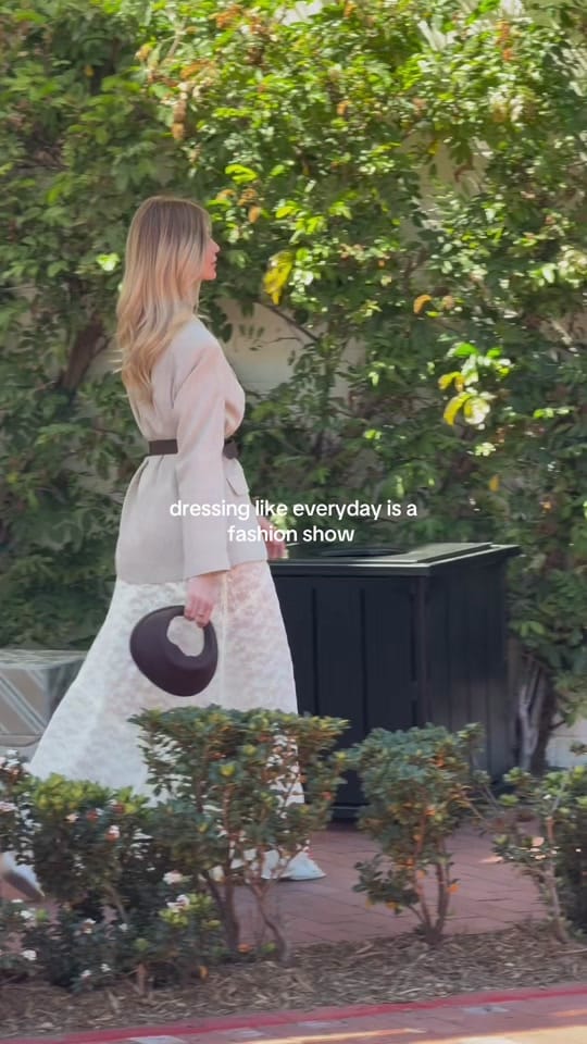 Post 3 by hannahthomas on TikTok (video)