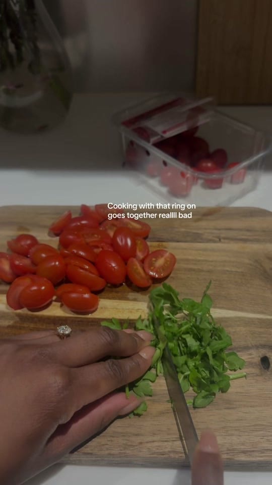 Post 2 by editbychi on TikTok (video)