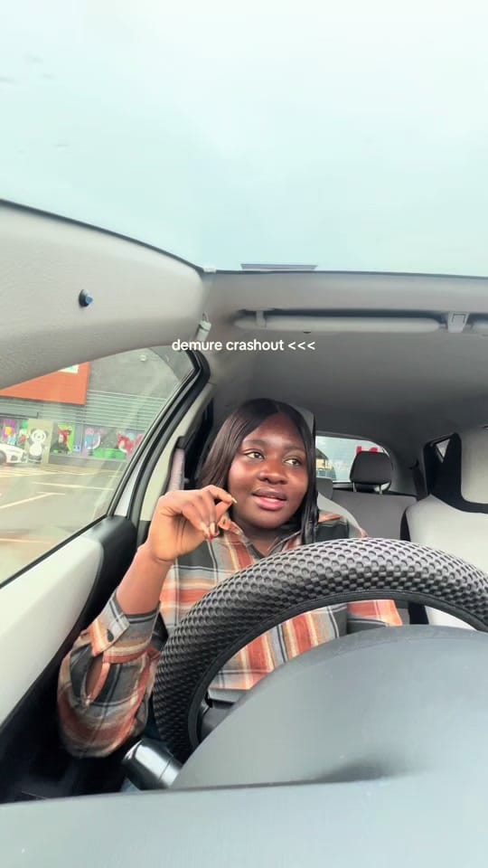 Post 10 by Ria | Content Creator on TikTok (video)