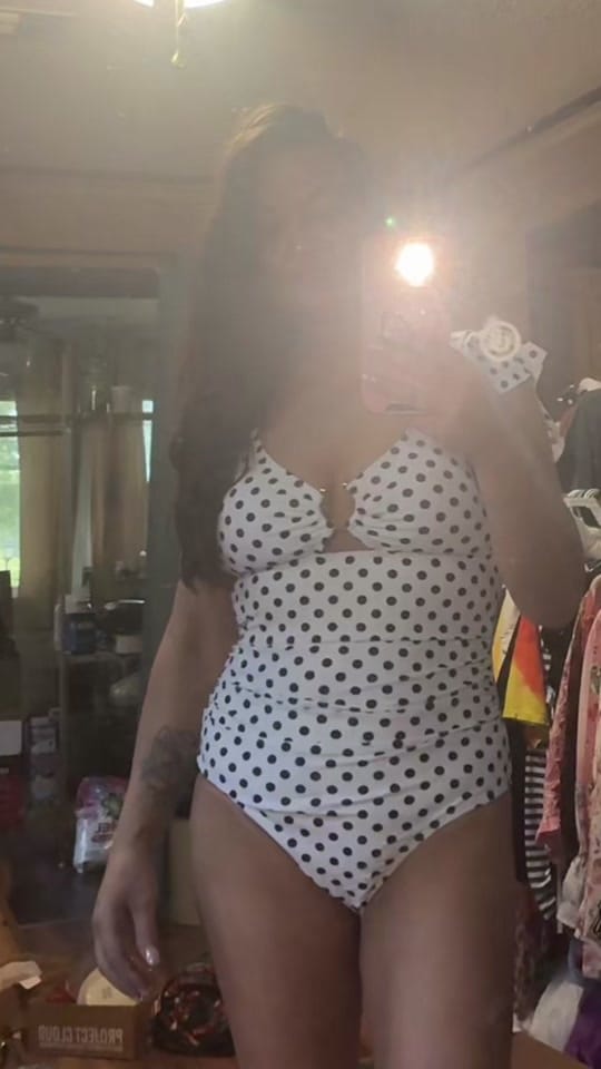 Post 3 by Gaye Laing “Sassy Nana” on TikTok (video)
