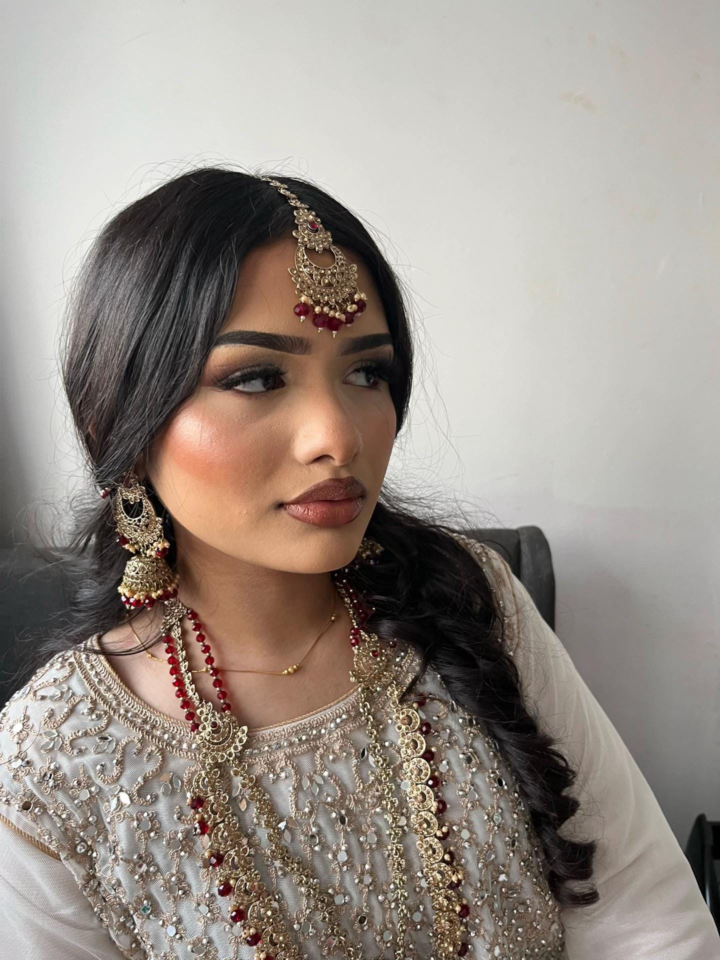 Post 1 by MUA on TikTok (video)