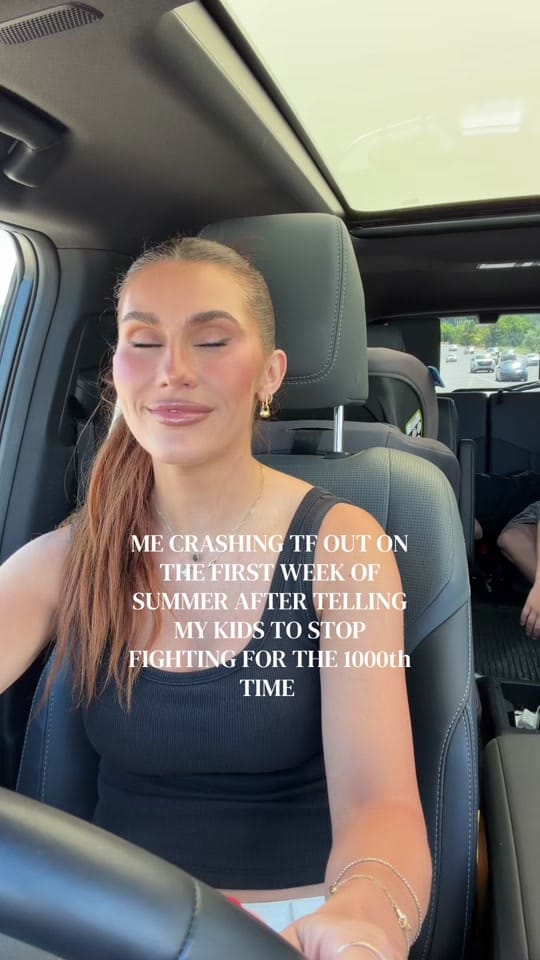 Post 6 by Chelsea Thompson on TikTok (video)
