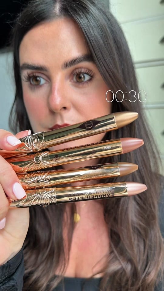 Post 8 by Lucy Flynn on TikTok (video)