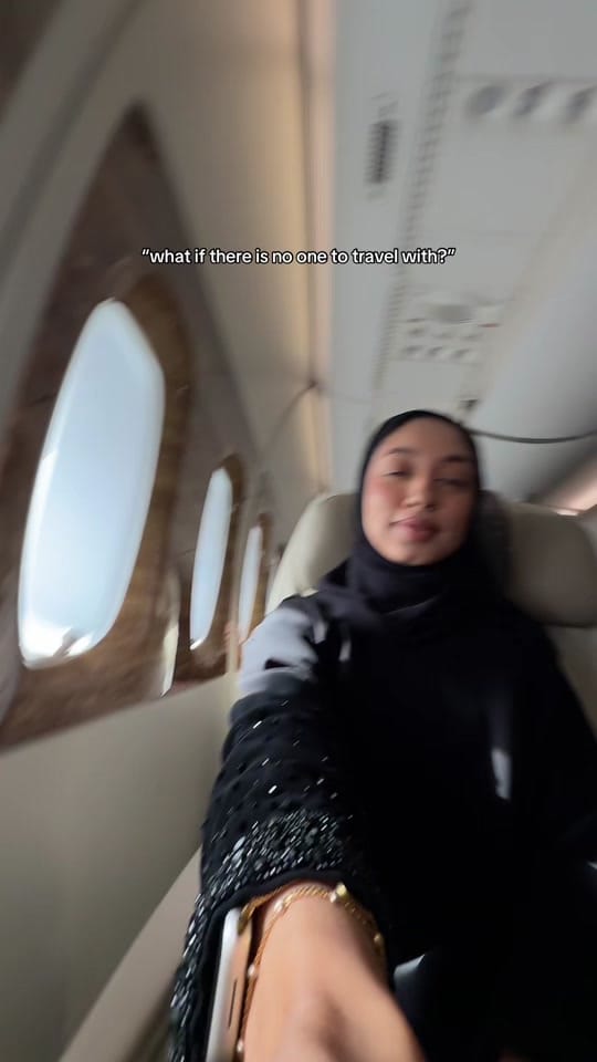 Post 3 by Farhana Oberson on TikTok (video)