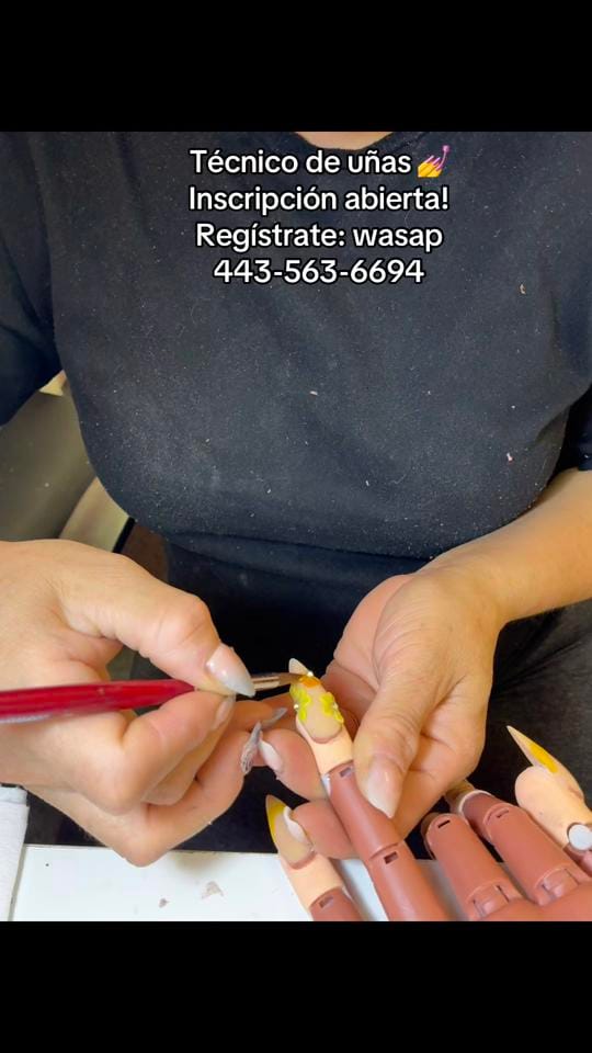 Post 4 by Gissellnails_academy on TikTok (video)