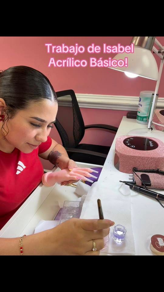 Post 7 by Gissellnails_academy on TikTok (video)