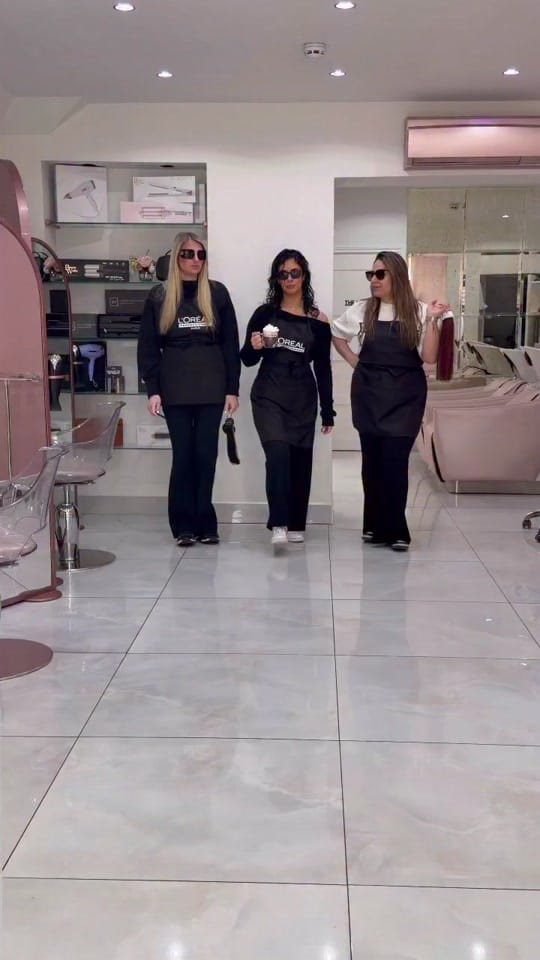 Post 3 by Pink Of London on TikTok (video)