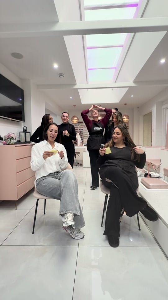 Post 10 by Pink Of London on TikTok (video)