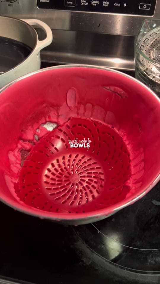 Post 3 by Maliacooksalot on TikTok (video)