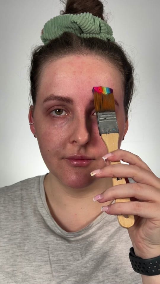 Post 9 by Liz Rose Friend on TikTok (video)