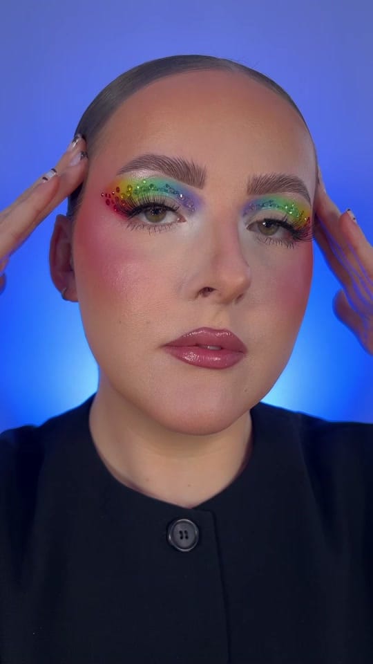 Post 1 by Liz Rose Friend on TikTok (video)