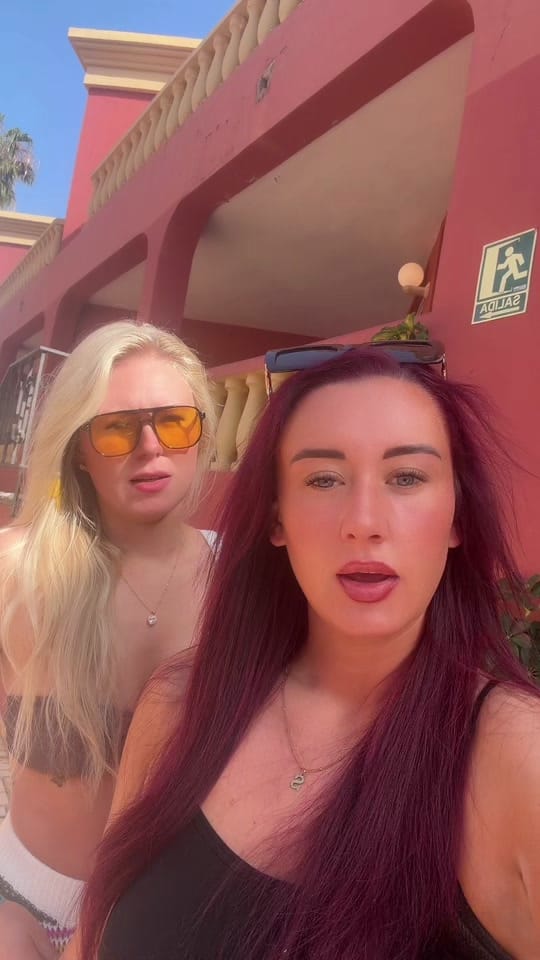Post 1 by stephaniekelly75 on TikTok (video)