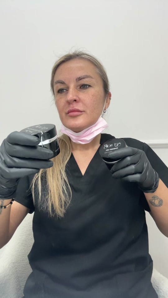Post 6 by oanalung.nailtrainer on TikTok (video)