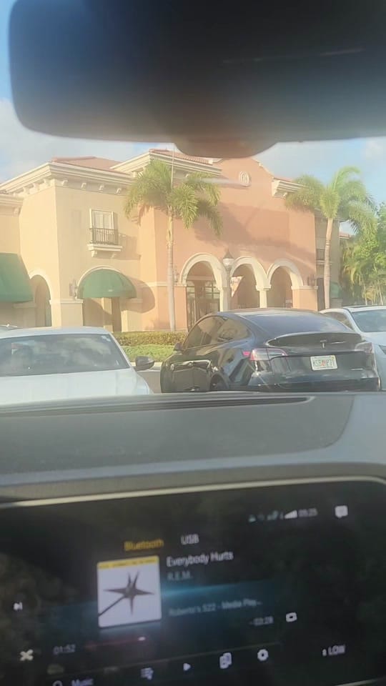 Post 10 by Roberto Negretti on TikTok (video)