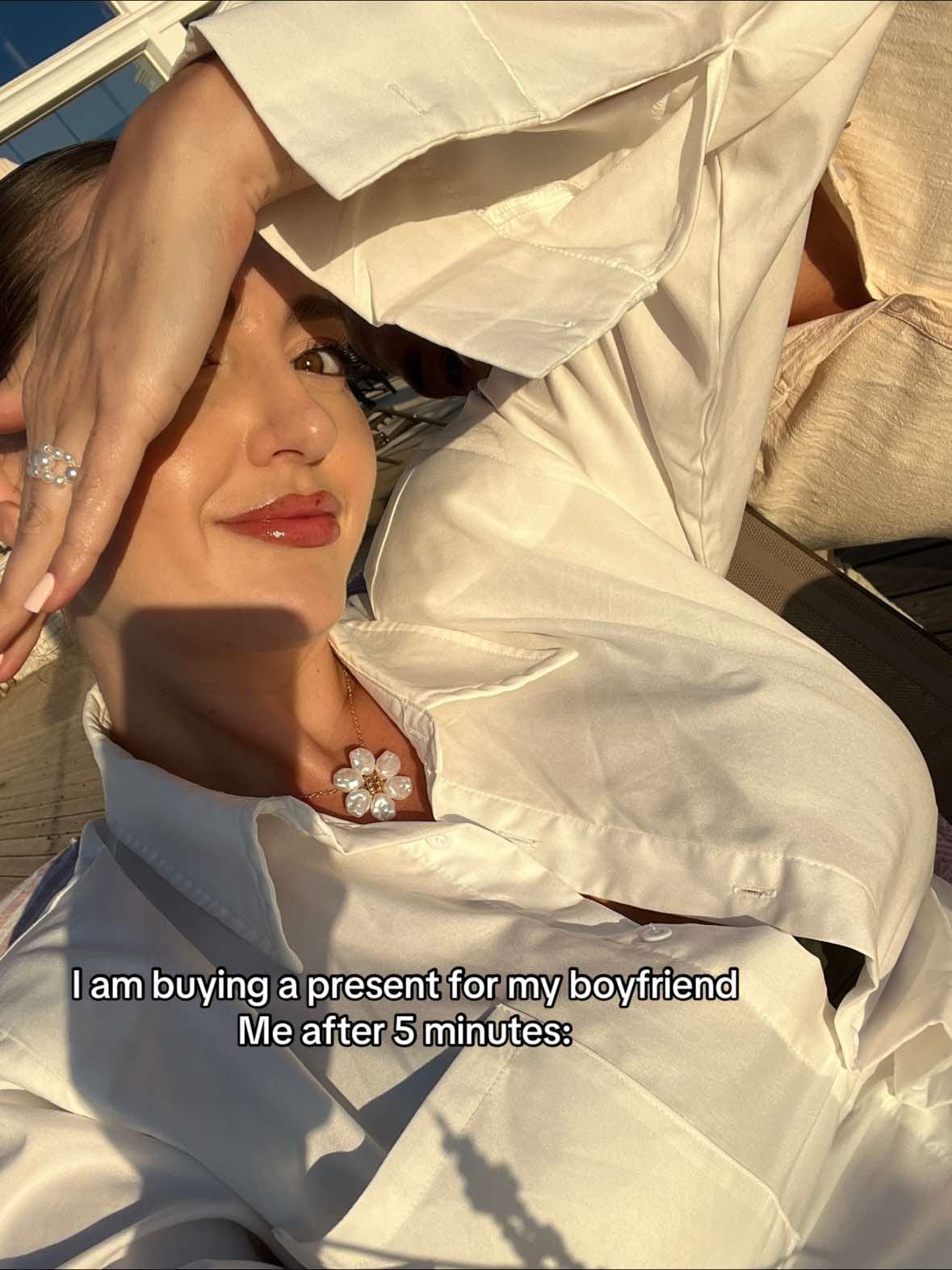Post 8 by Claudia Bla ☁️ on TikTok (video)