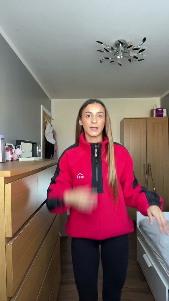 Post 9 by Klaudia Sadkowska on TikTok (video)