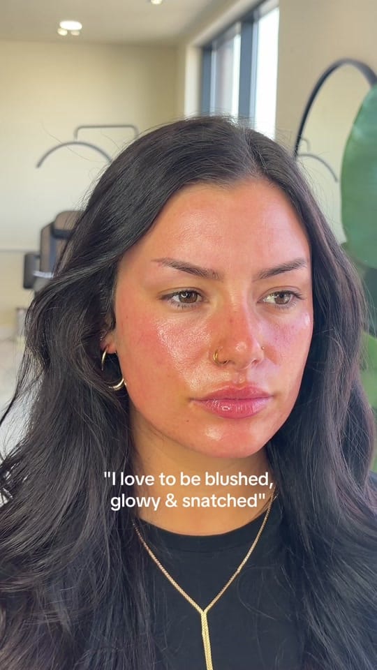 Post 6 by Hafsa🤍| MUA & SKIN SPECIALIST on TikTok (video)