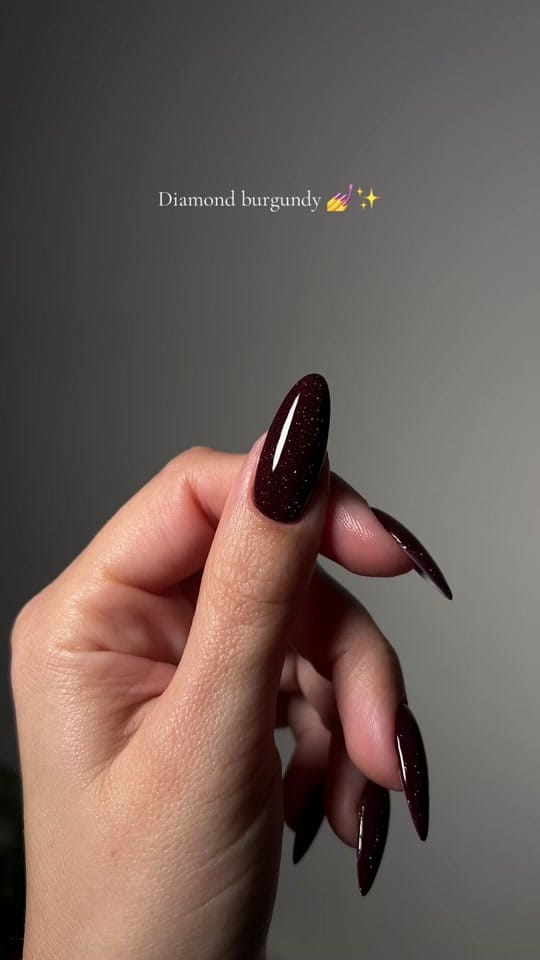 Post 10 by Stephanie Yianni on TikTok (video)