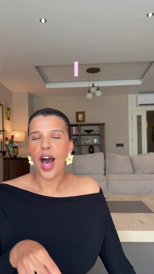 Post 4 by Yasmin on TikTok (video)