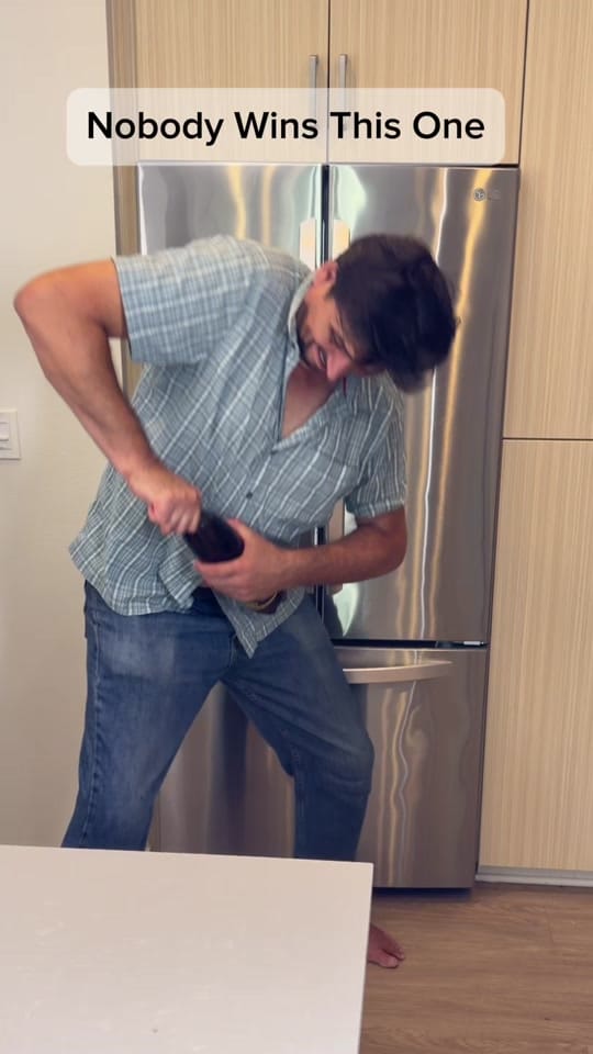 Post 5 by Nadia and Alex on TikTok (video)