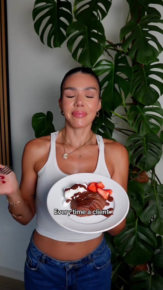 Post 4 by Evelyn Turina on TikTok (video)