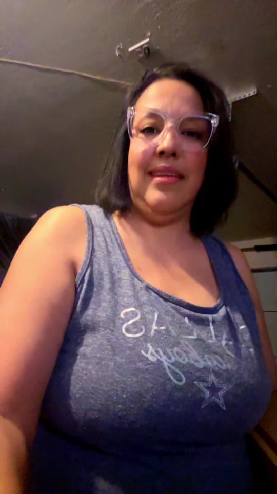 Post 2 by ElviaHerr🫦❌❤️ on TikTok (video)