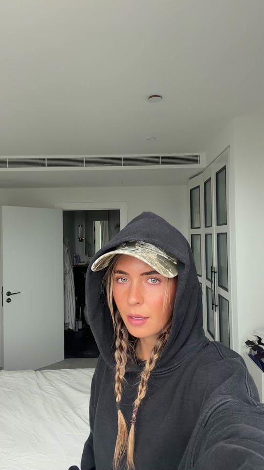 Post 8 by rosielewis_ on TikTok (video)