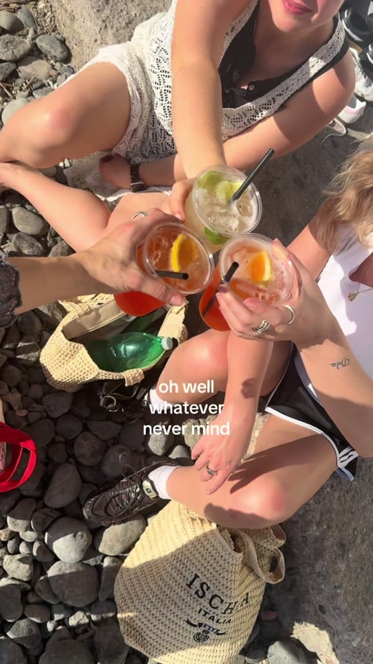 Post 6 by Hannah Brissenden on TikTok (video)