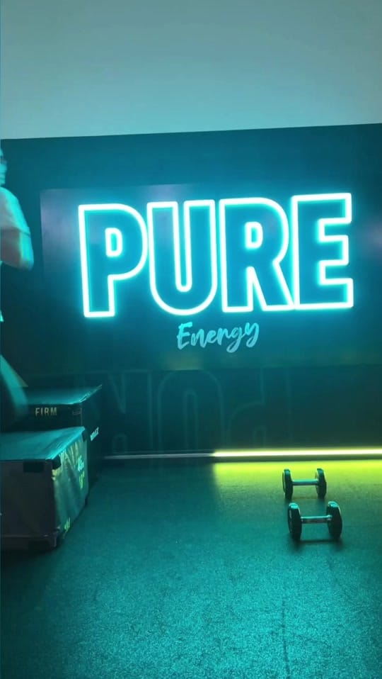 Post 4 by Liam Wain on TikTok (video)