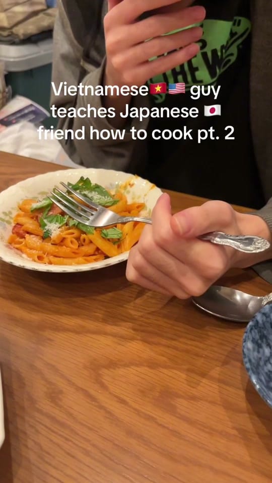 Post 3 by Sean Nguyen on TikTok (video)