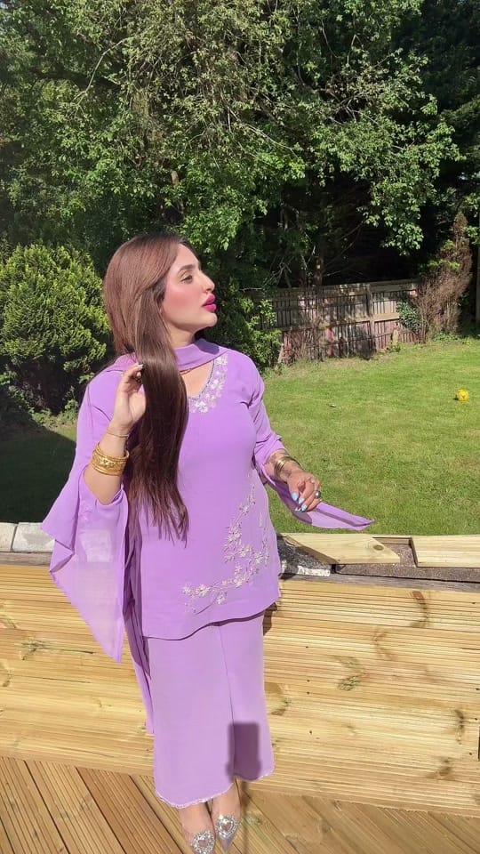 Post 6 by Sakina.Aleem on TikTok (video)