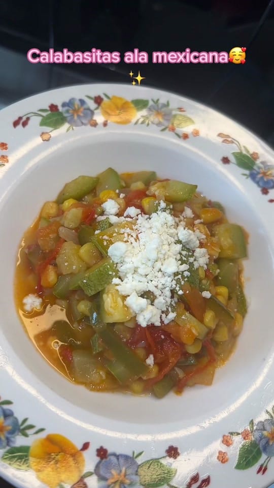 Post 5 by Valeria🤍 on TikTok (video)