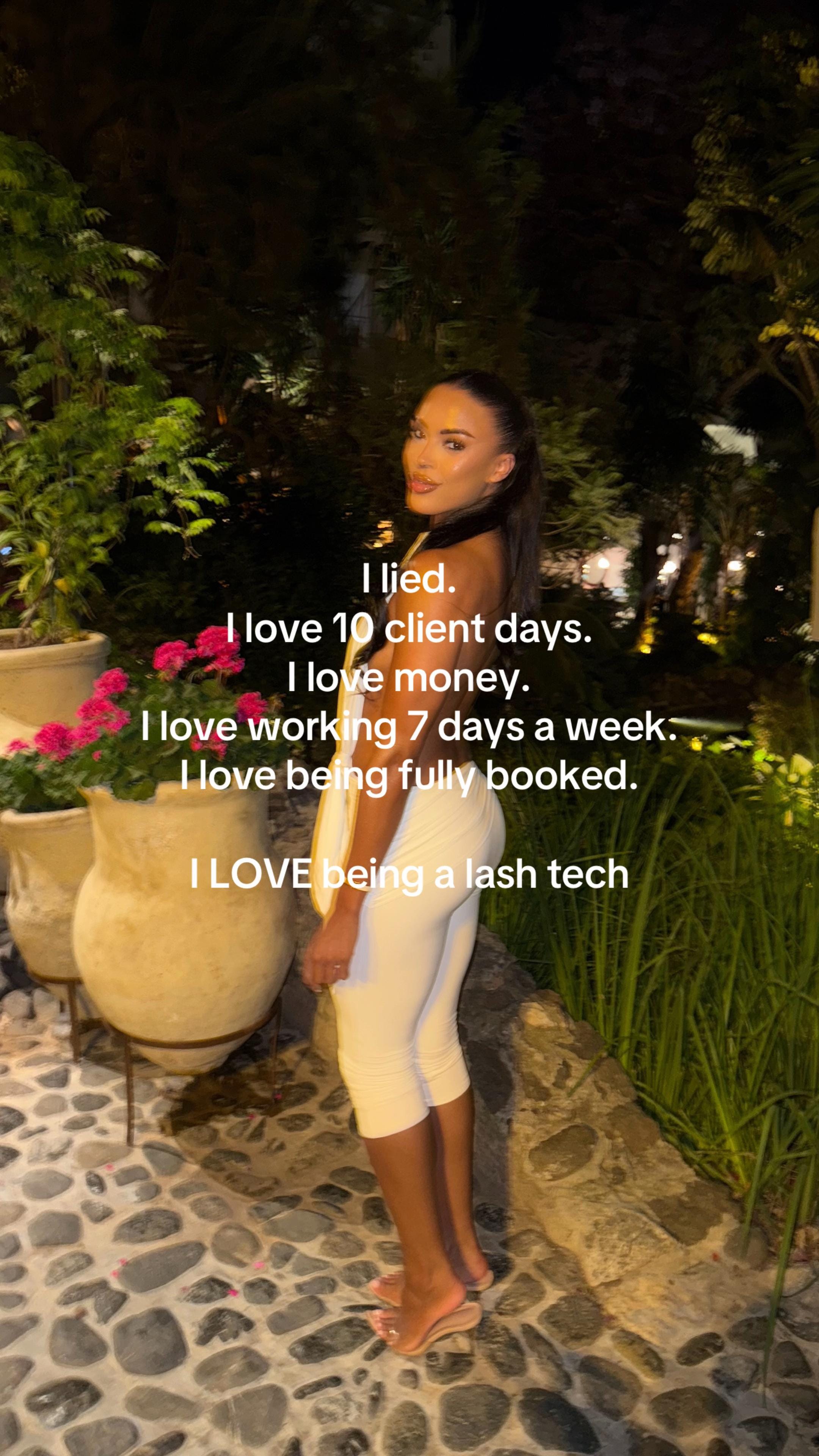 Post 1 by Ashleigh | LashTech | Educator on TikTok (video)