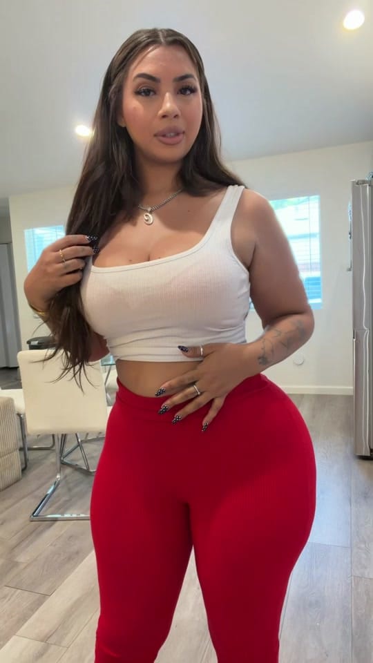 Post 2 by Stuffedcici on TikTok (video)