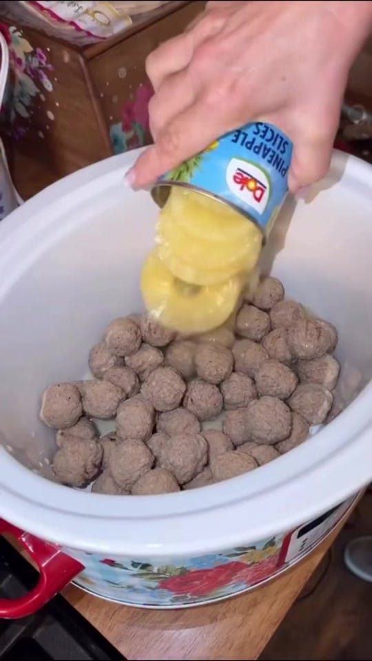 Post 3 by crazyfoodreview3 on TikTok (video)