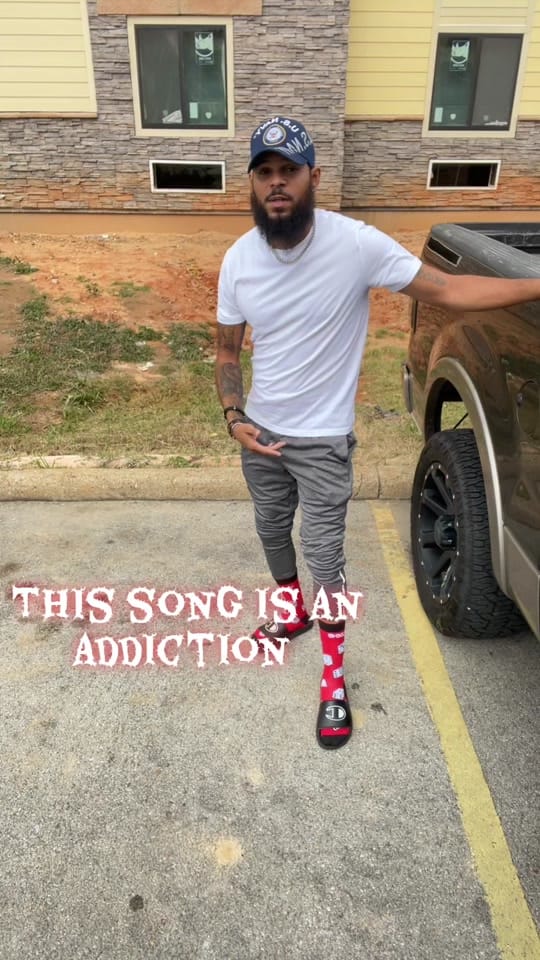 Post 2 by I🐮Move🔐 on TikTok (video)