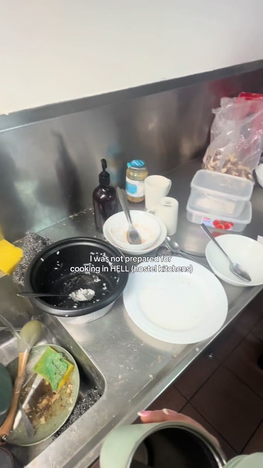 Post 7 by Emily Evans on TikTok (video)