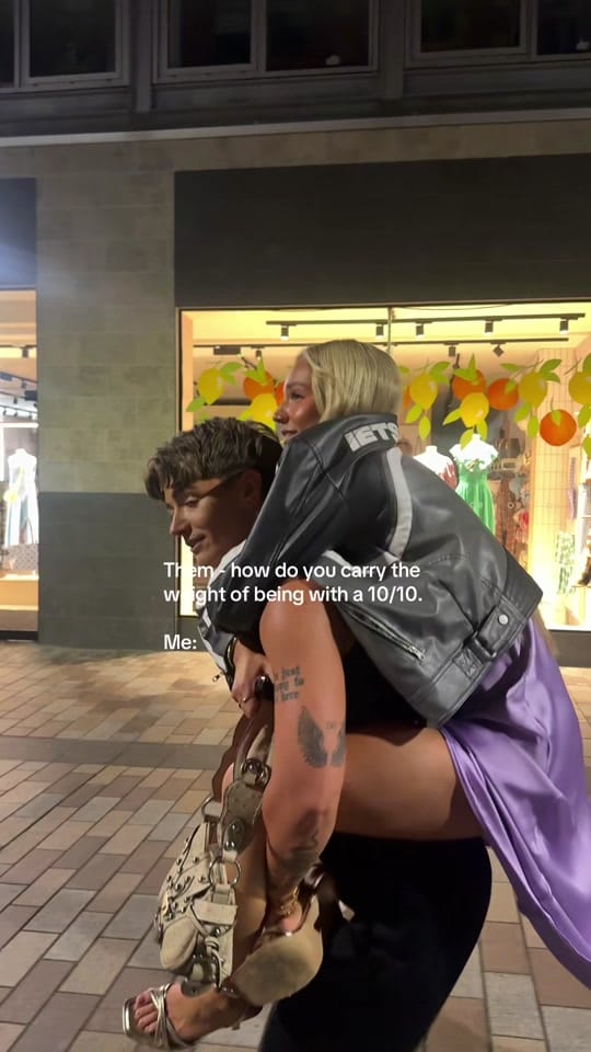 Post 3 by Nicole Dunlop on TikTok (video)