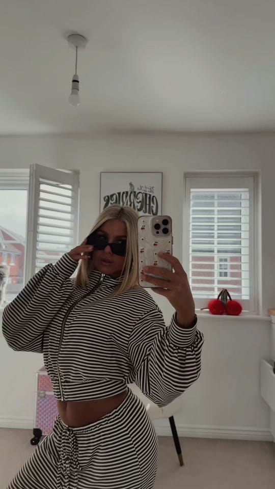 Post 3 by poppyyyjohnsonnn on TikTok (video)