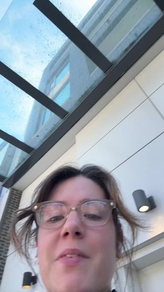 Post 4 by lizzy jayn on TikTok (video)