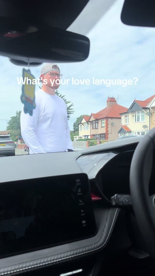 Post 1 by jCrabtreex on TikTok (video)