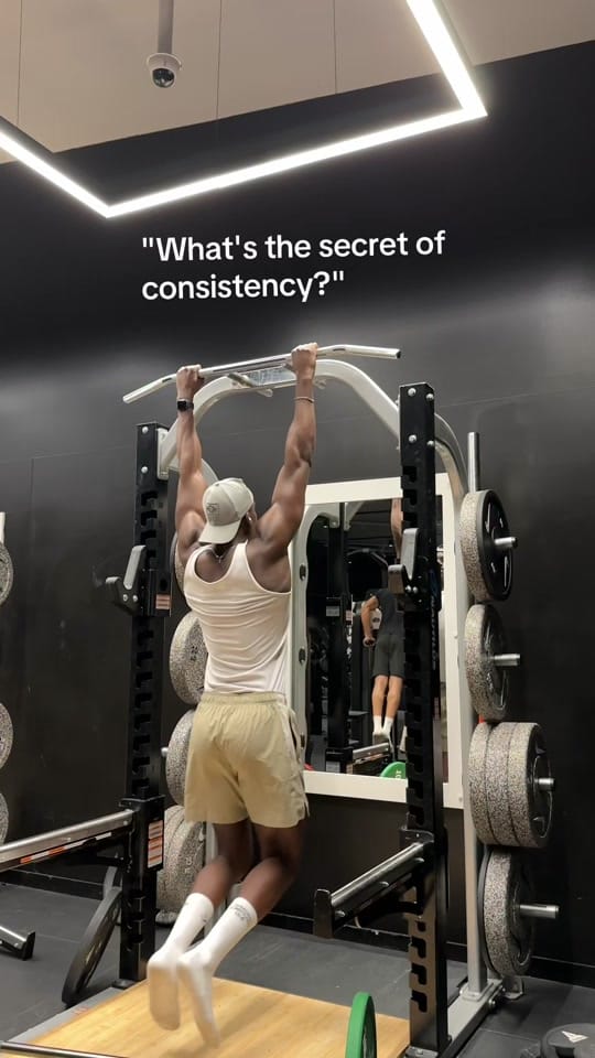 Post 3 by Ola | Fitness & Lifestyle on TikTok (video)