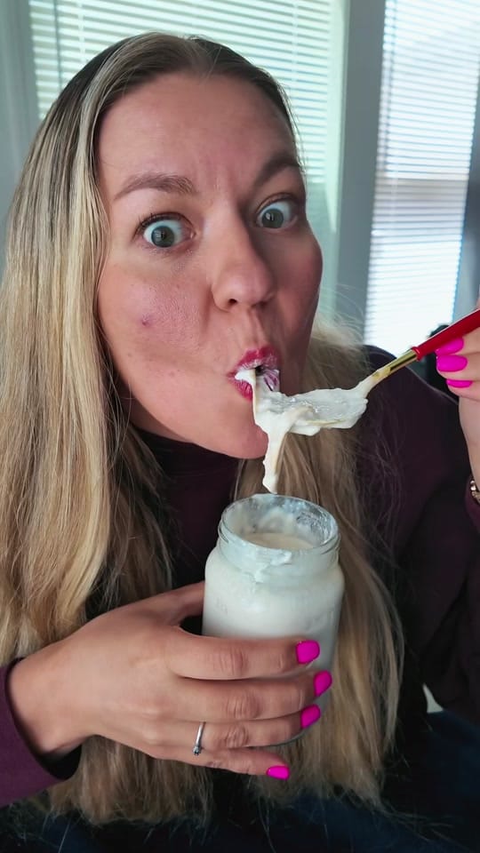 Post 2 by SimplySolovey on TikTok (video)